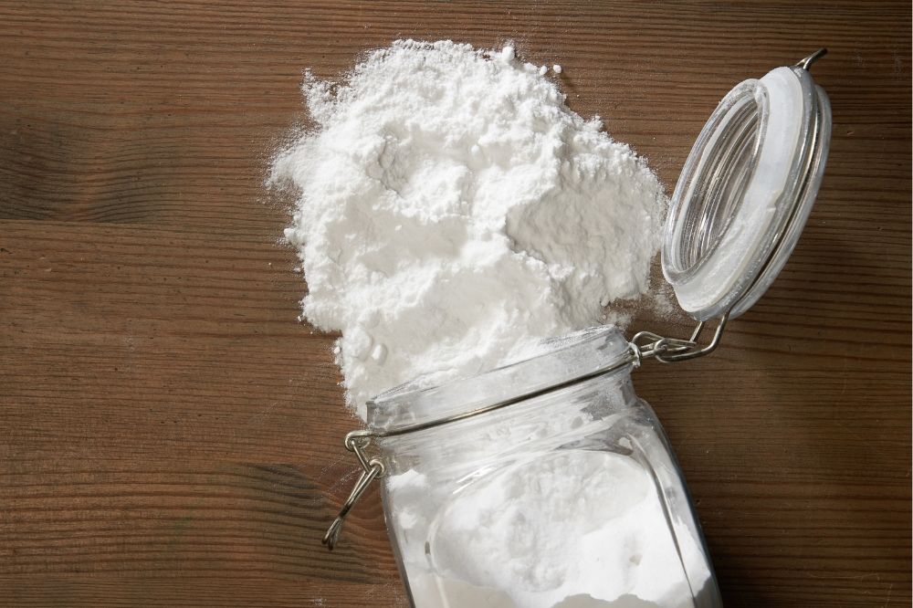 Soda oczyszczona na włosy – jak działa i jakie ma właściwości?